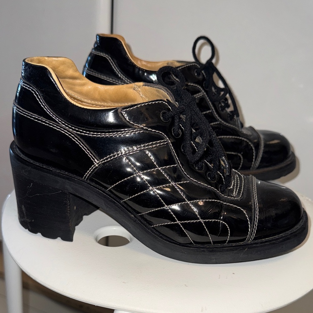 Vintage Freelance Black Patent Leather shoes